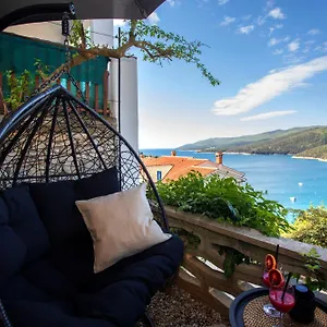Mia , Rabac Kroatien